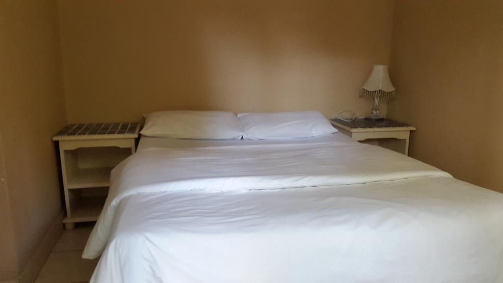 Accoustix Backpackers Hostel 요하네스버그 외부 사진